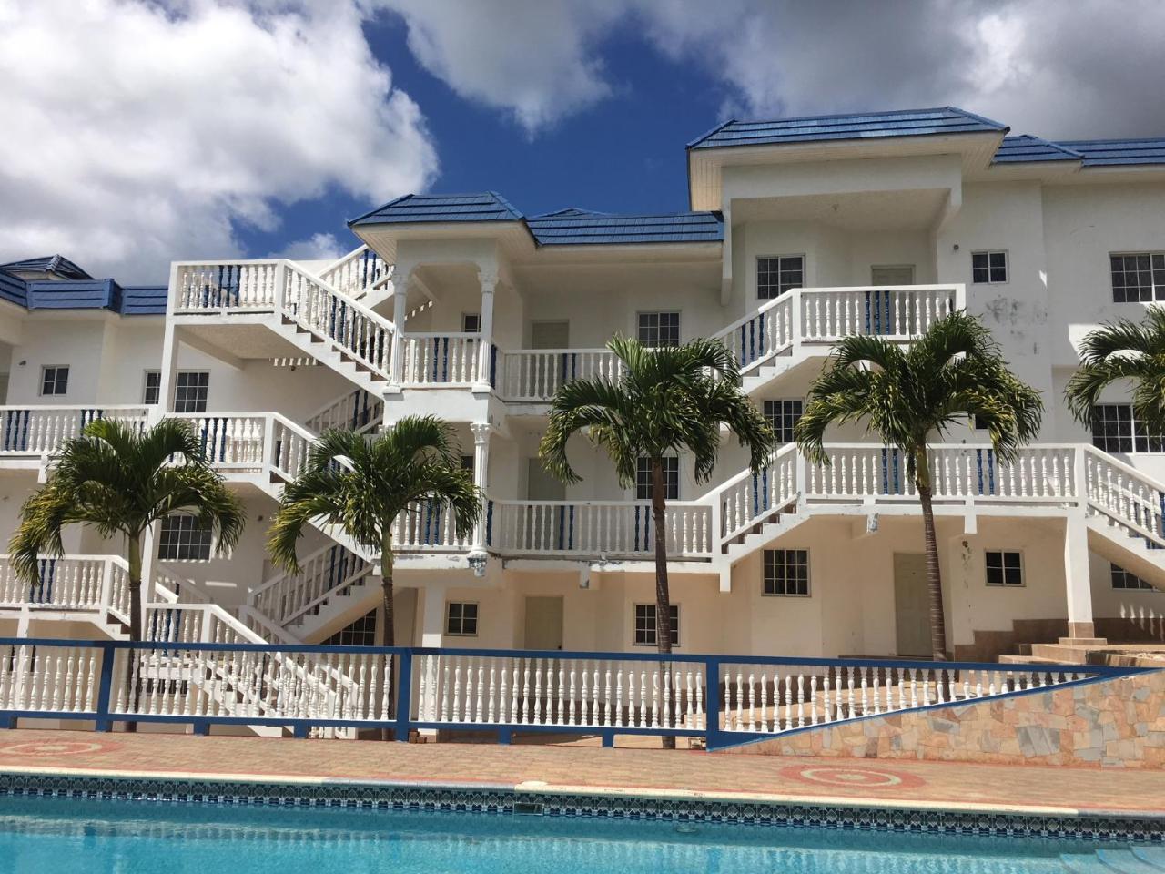 Tropics View Jamaica Hotel Hatfield Exterior photo